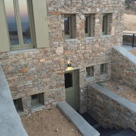 Deep Blue Villas, Serifos * Sotiras